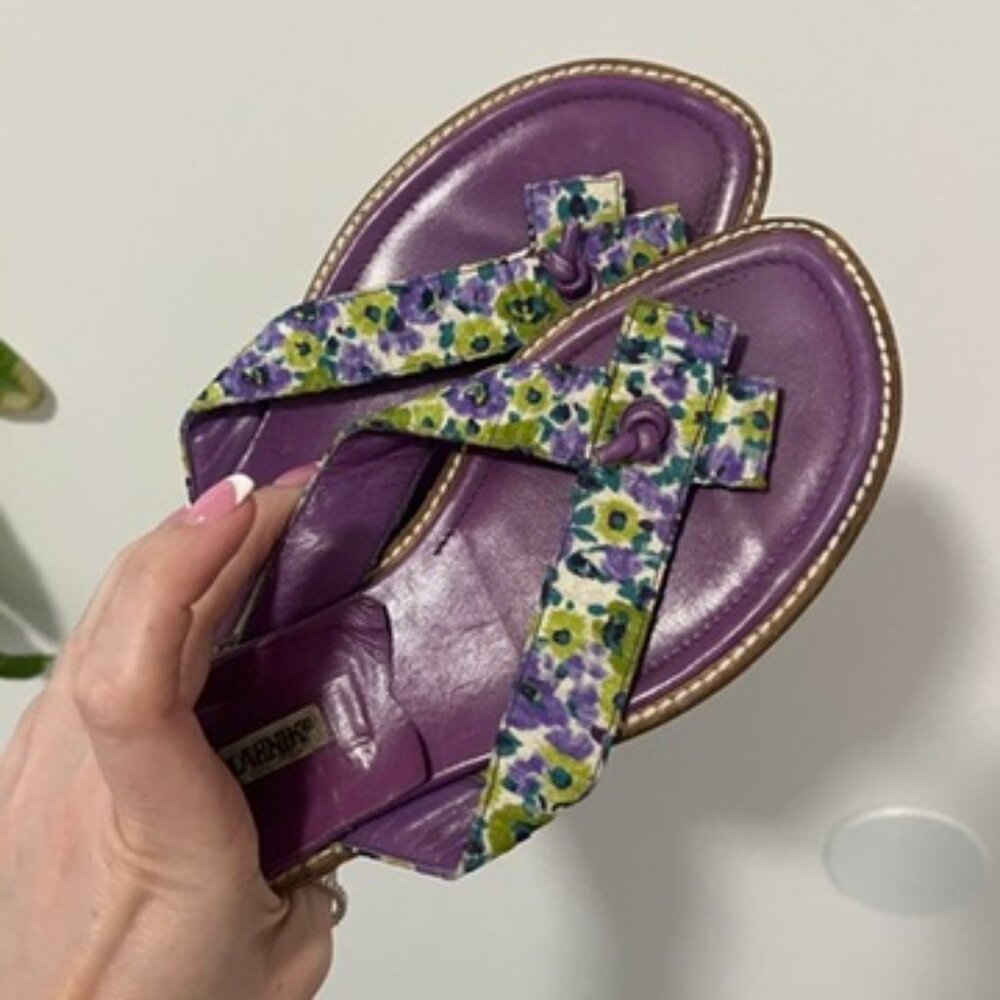 Manolo Blahnik Purple Floral Print Leather Strap Sandals Size 35 - Picture 8 of 8